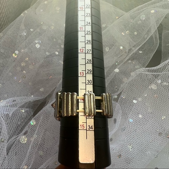 Adjustable Flower Red Rhinestone Ring - Picture 5 of 6